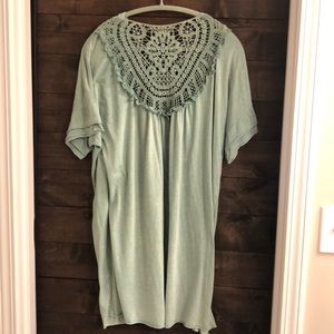 Long light green cardigan with lace back details